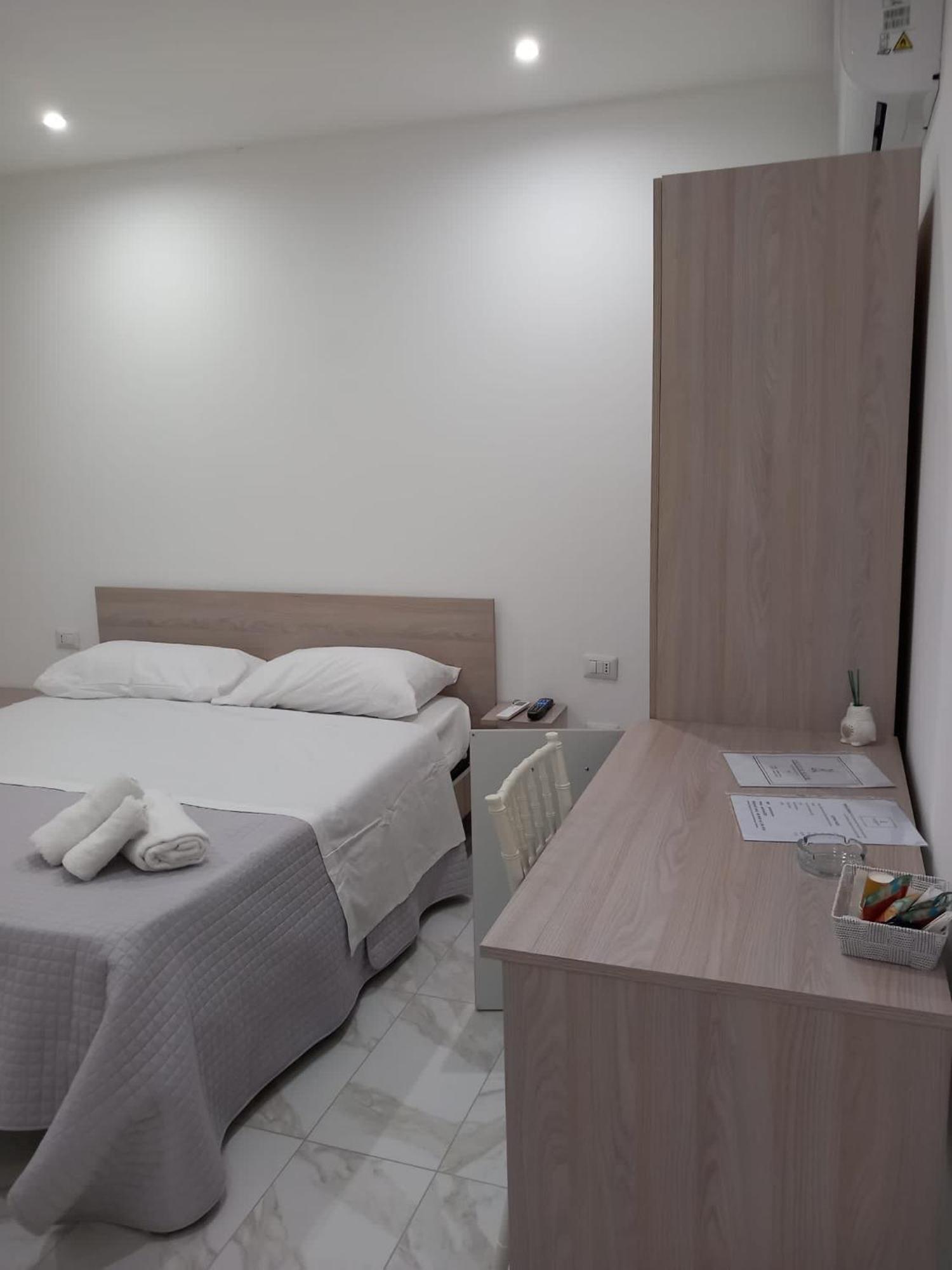 B&B Paestum Room エクステリア 写真
